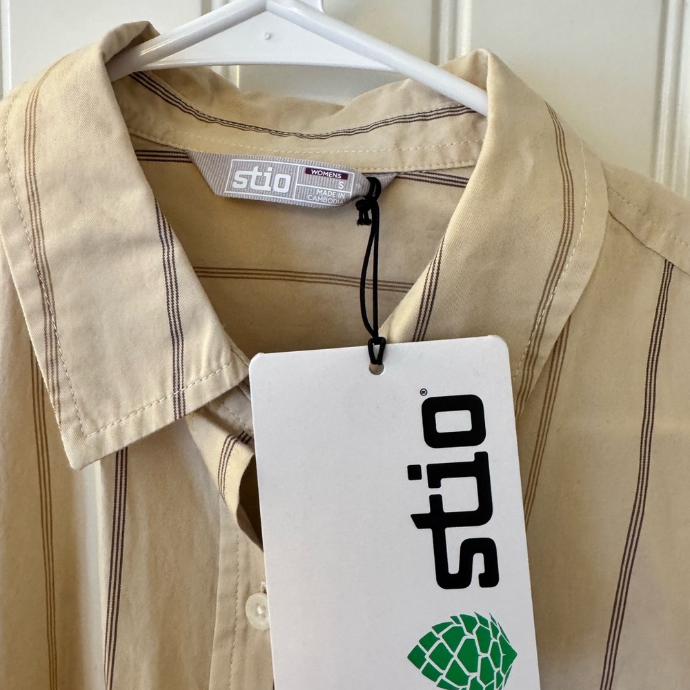 Stio Beige Button Down Shirt